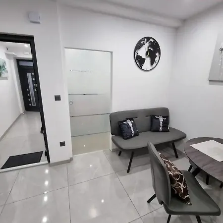 Julija 2 Appartement *