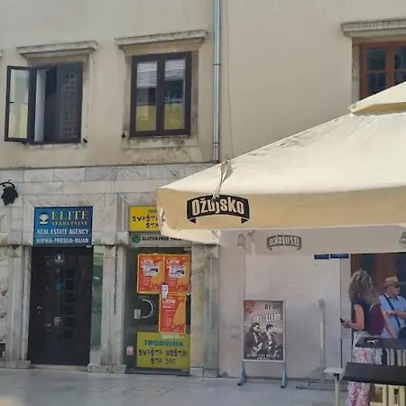 Julija 2 Rijeka
