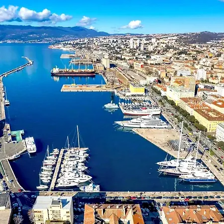 アパート Julija 2 リエカ