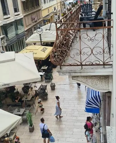 アパート Julija 2 *